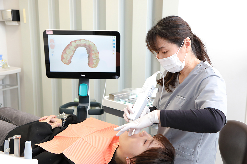 口腔内スキャナーiTero