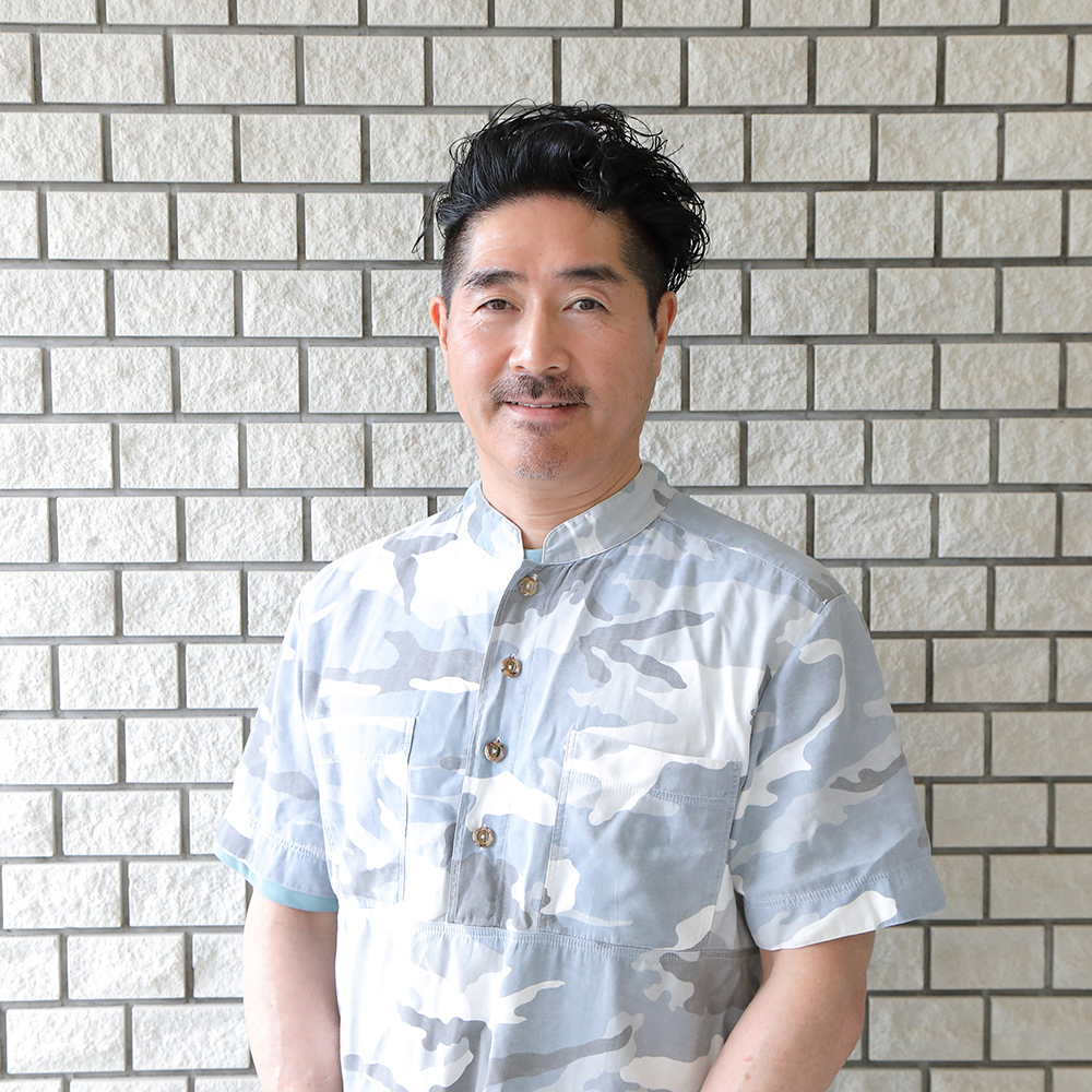 院長 宮脇 雄一郎 歯学博士/日本矯正歯科学会 認定医