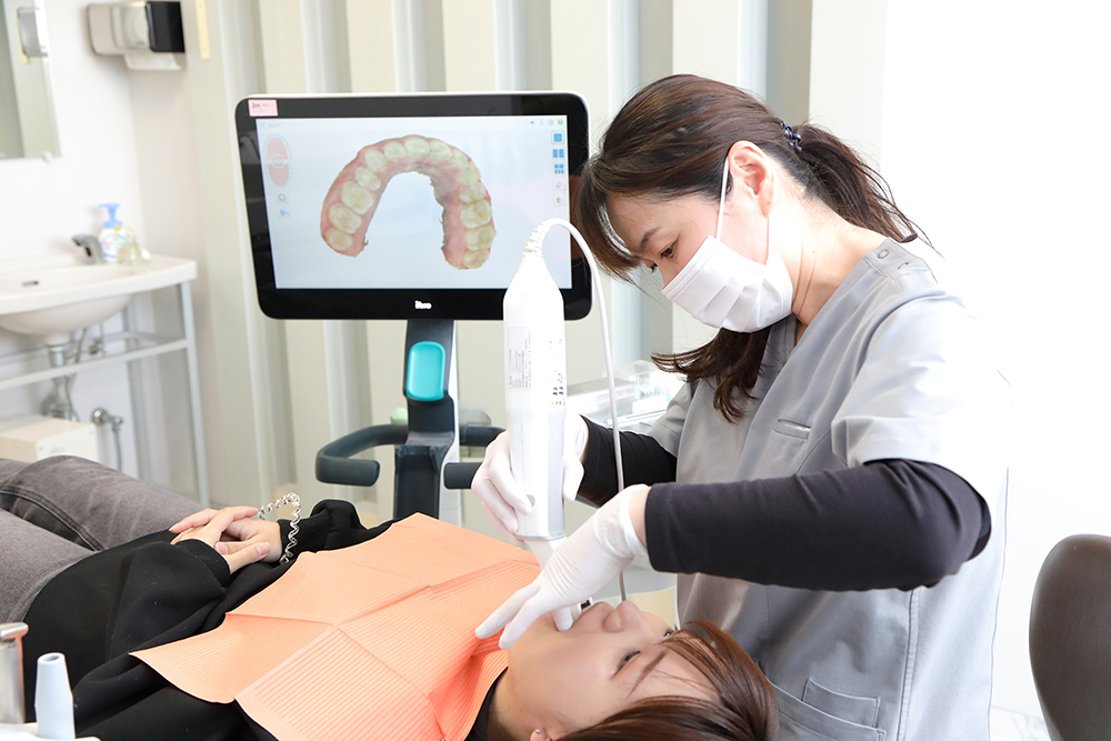 point03 口腔内スキャナーを完備